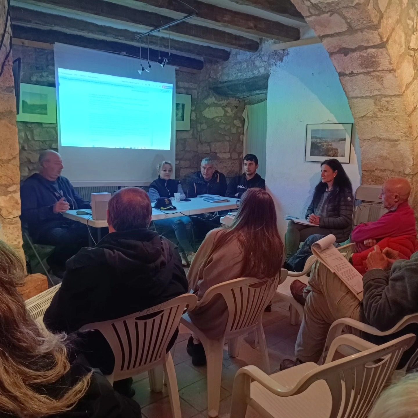 L’Ajuntament de Cornudella de Montsant ha assistit a l’assemblea de l’Associació de Veïns de Siurana