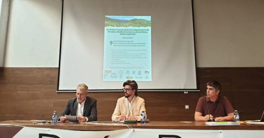 Un moment de l'exposició per part d'un ponent.