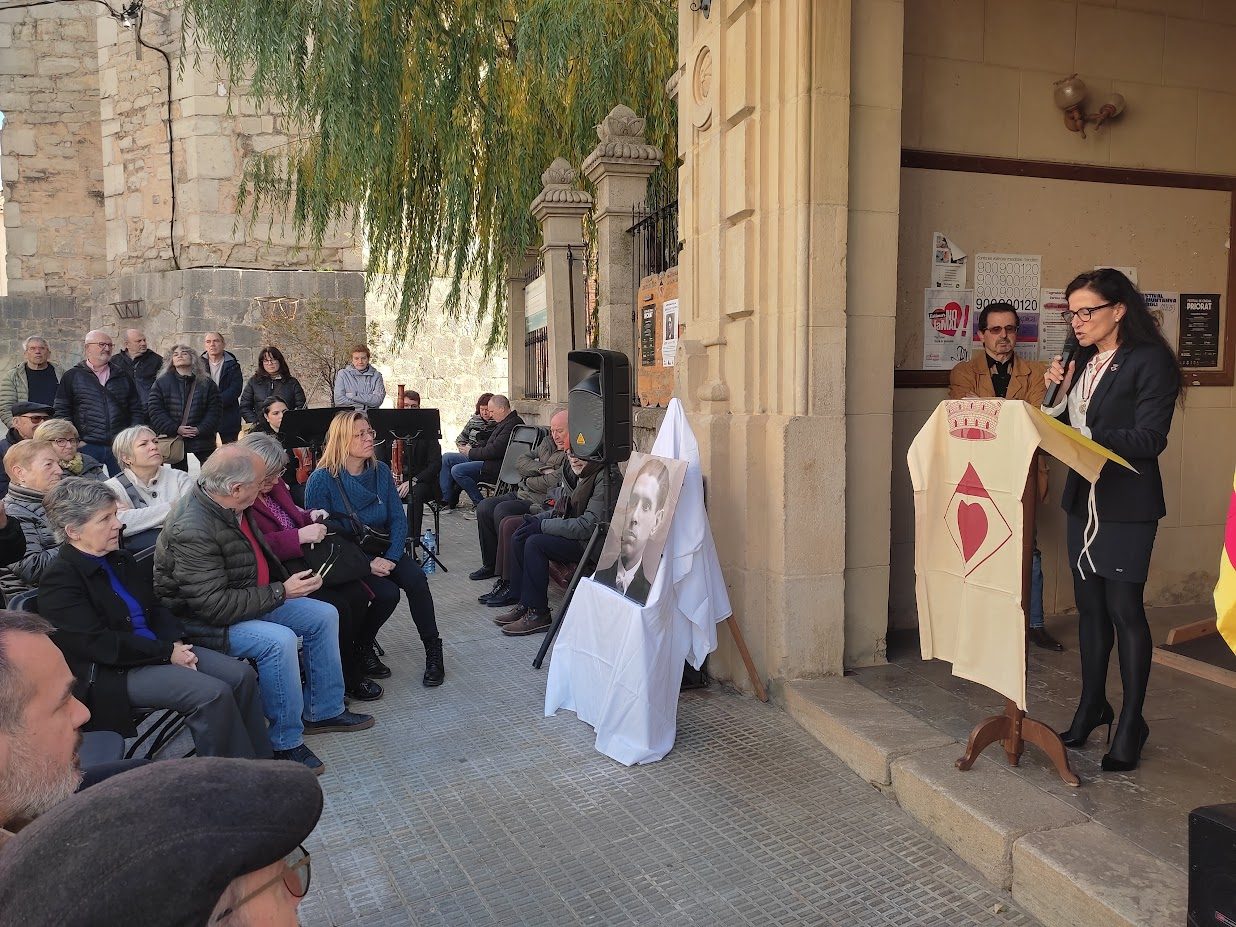 Cornudella de Montsant ret homenatge a la memòria de l’alcalde Joan Busquets