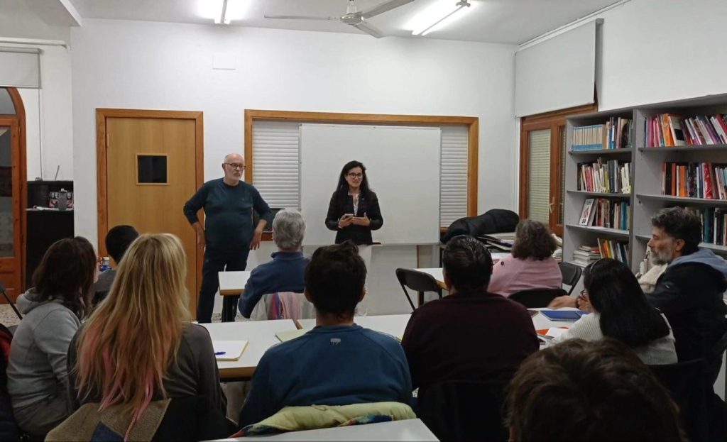 Presentació dels cursos de català.